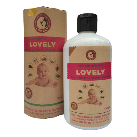 Nước tắm thảo dược em bé Lovely từ 0-3 tuổi